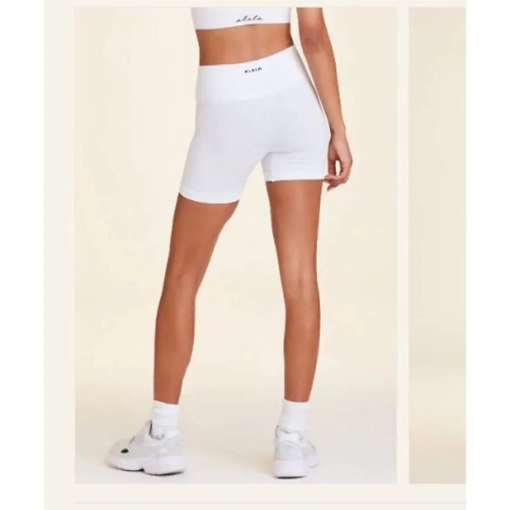 Alala Womens Barre Seamless Biker Shorts M White Yoga NWOT